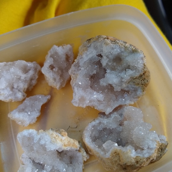 Crystal rocks - Picture 2 of 3